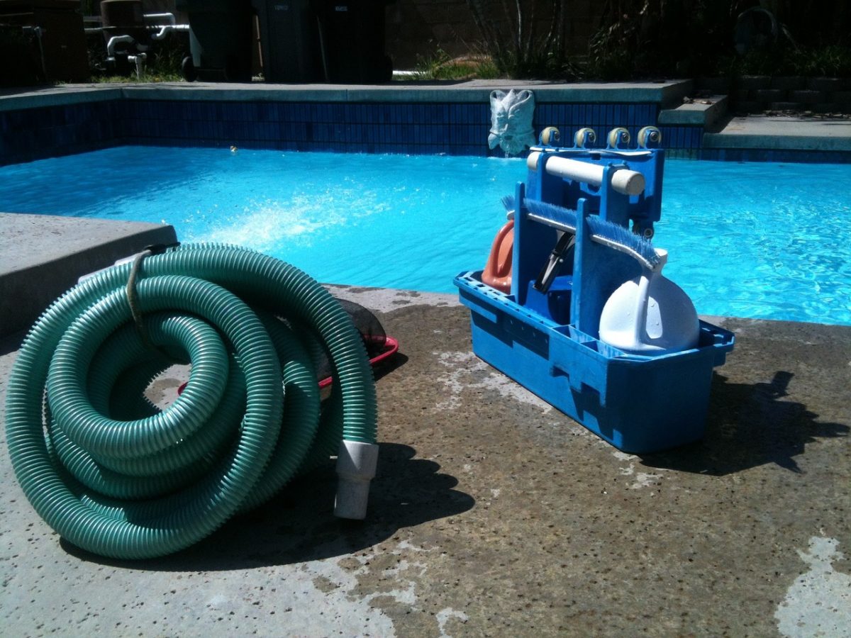 Comment solliciter une entreprise professionnelle pour faire installer votre pompe de piscine à La Rochelle ?